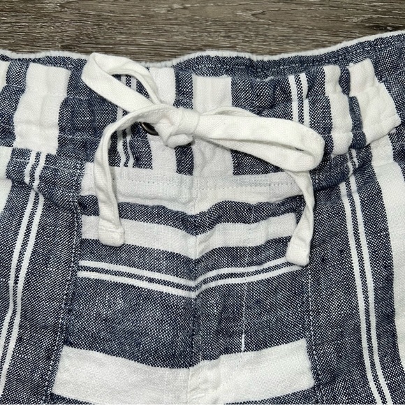 Athleta Dress Blue Bold Stripe Linen Shorts Size 4 - Picture 4 of 14
